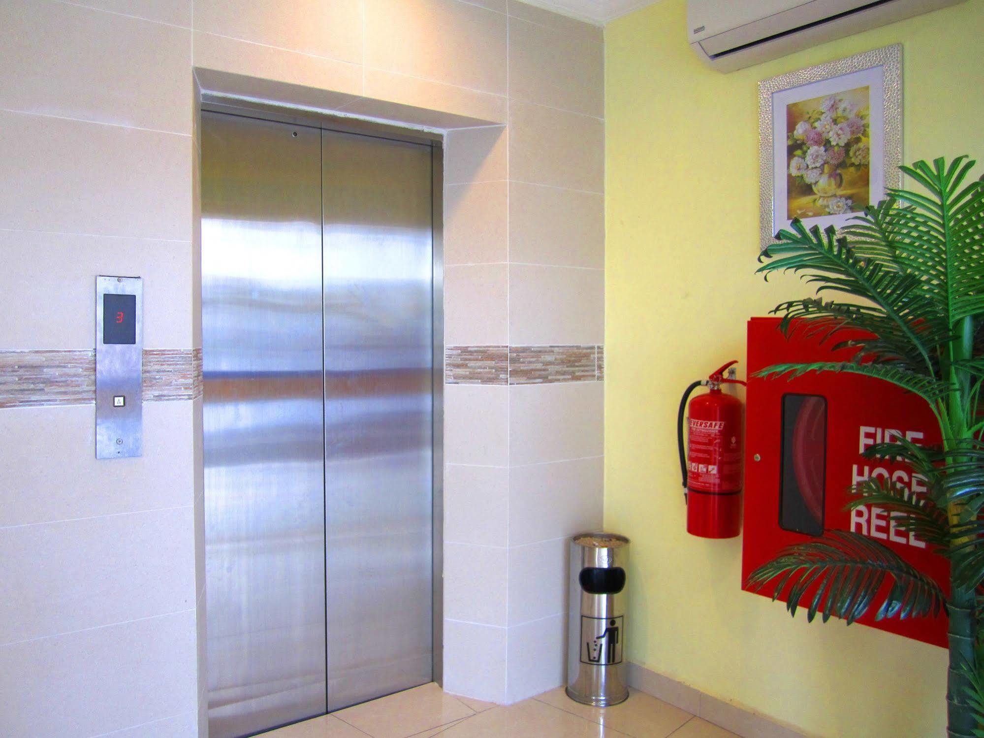 Sun Inns Hotel D'Mind Seri Kembangan Εξωτερικό φωτογραφία